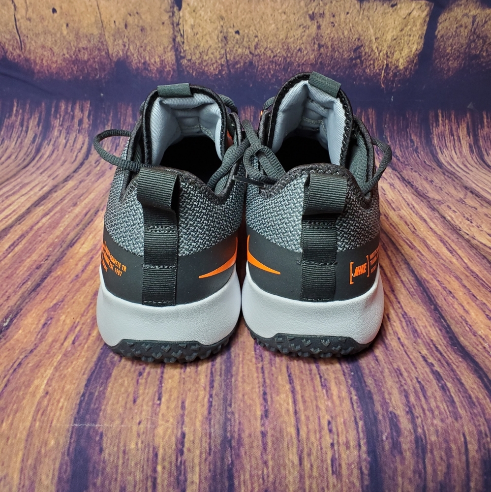 Nike Varsity compete TR 2 "Training shoes" - Picture 4 of 6